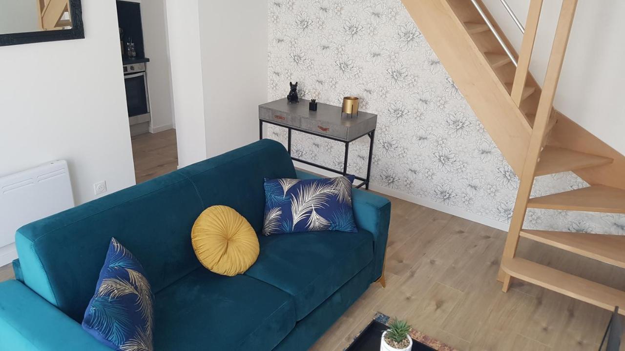 Апартаменты L'Aurore Doree, Duplex Renove - Parking Prive - Wifi Gratuit Сен-Кантен Экстерьер фото